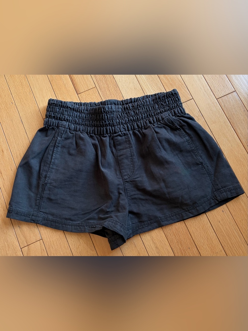 Aerie Babewatch High Waisted Pull On Shorts Soft Gray - Size M